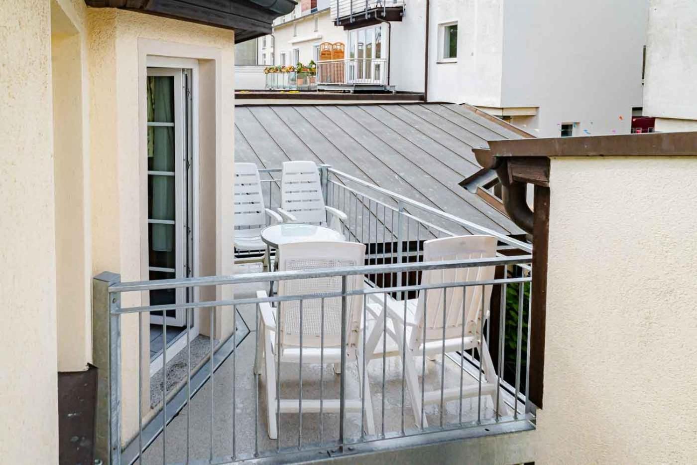 Apartmenthaus Chrischanshof Росток Екстериор снимка